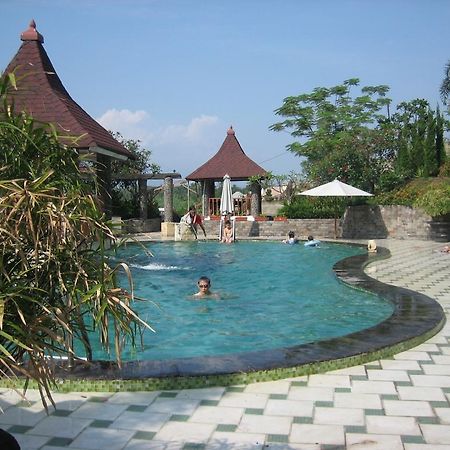 Green Wattana Hotel Sentul Bogor Esterno foto