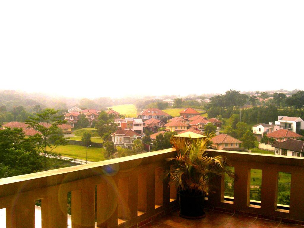 Green Wattana Hotel Sentul Bogor Esterno foto