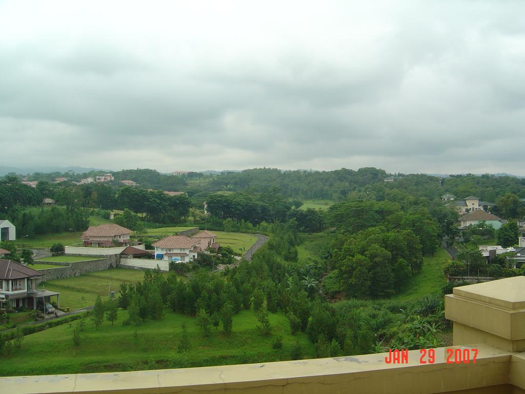 Green Wattana Hotel Sentul Bogor Esterno foto